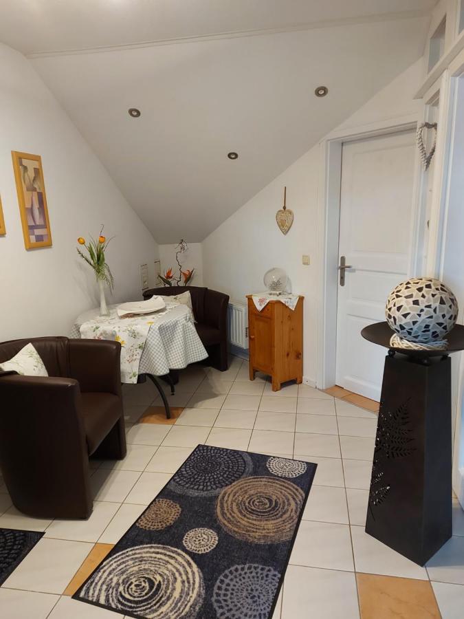 Ferienwohnung Schmitz Anschau Экстерьер фото
