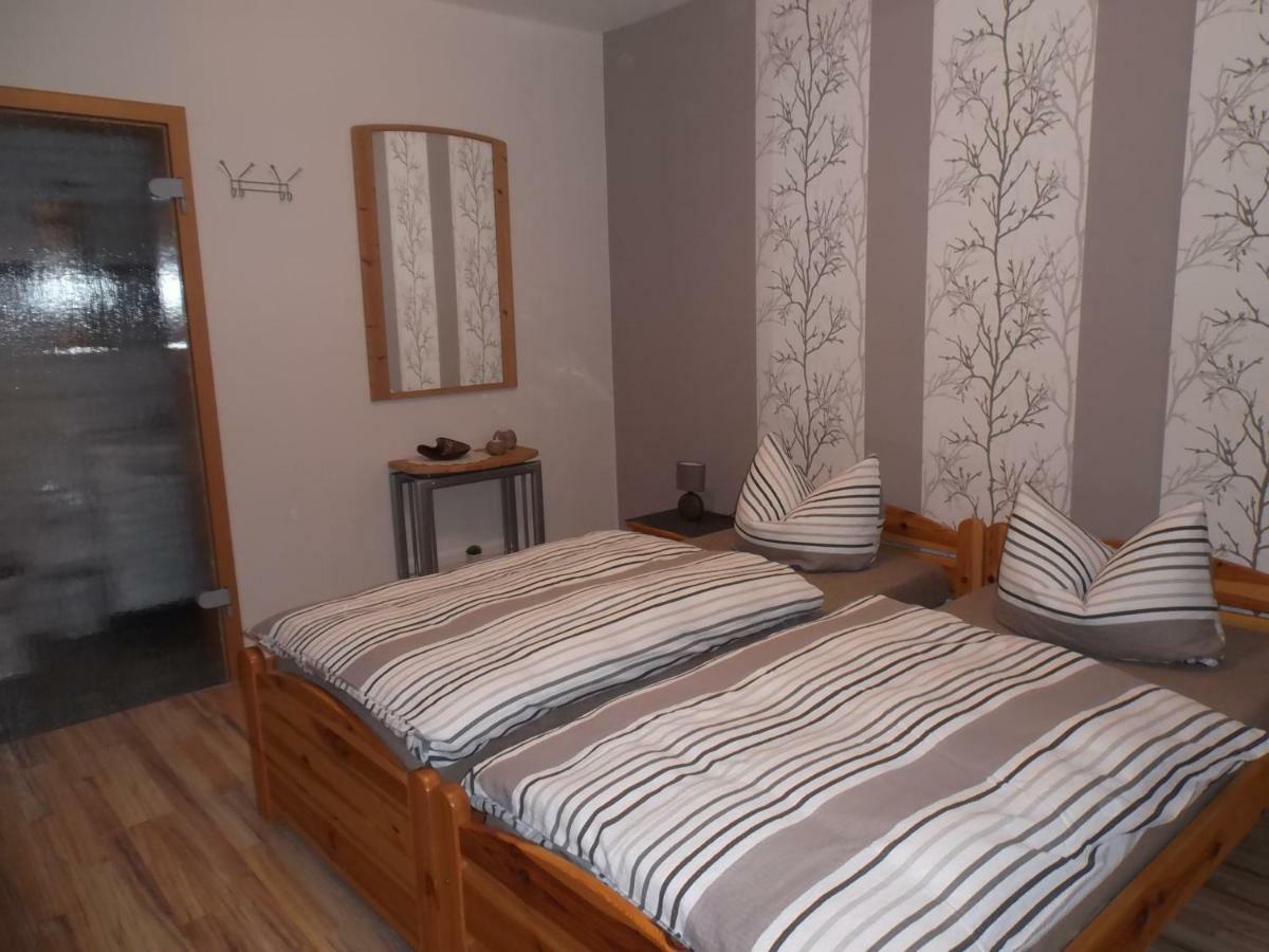 Ferienwohnung Schmitz Anschau Экстерьер фото